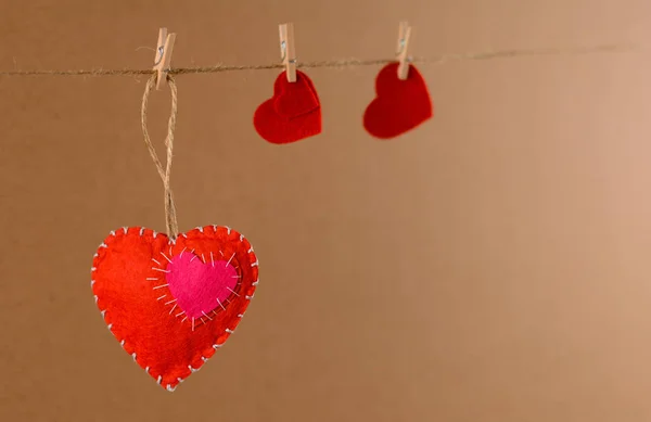Fondo Del Día San Valentín Corazón Fieltro Cuerda Con Pinza —  Fotos de Stock