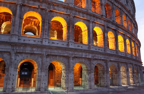 Roma Italia Giugno 2019 Veduta Ravvicinata Della Serata Colosseo Roma — Foto Stock