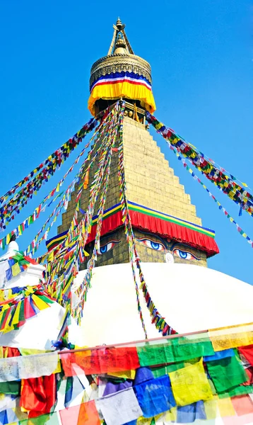 Boudhanath Stupa, Nepal Tibet bayrakları — Stok fotoğraf