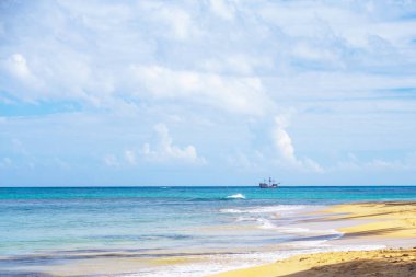 gemi ile güzel deniz manzarası