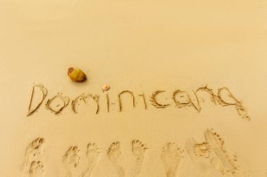 egzotik tatil. Dominik Cumhuriyeti kum üzerine yazılmış
