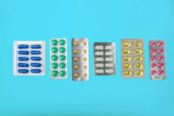 Различные фармацевтические препараты и лекарства таблетки в упаковке Стоковая Картинка