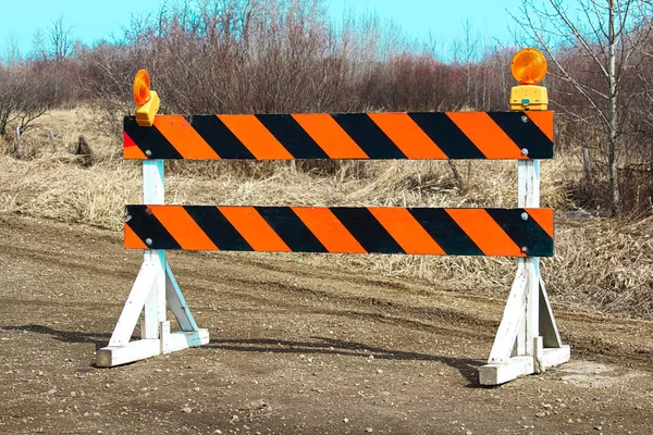 Construction barricade along a country road — Stock Photo, Image