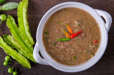 fermente Balık baharatlı sos