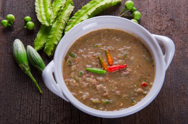 fermente Balık baharatlı sos