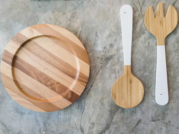 木製皿フォーク スプーンの平面図 — ストック写真