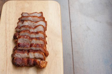 derin kızarmış domuz eti