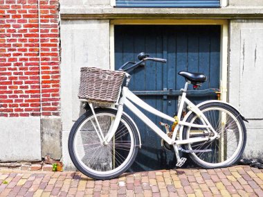 Sepet Amsterdam ile Bisiklet.