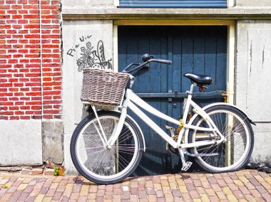 Piknik bir bisiklet ile