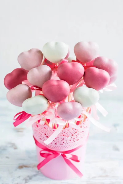 Hausgemachte Love Cake Pops — Stockfoto