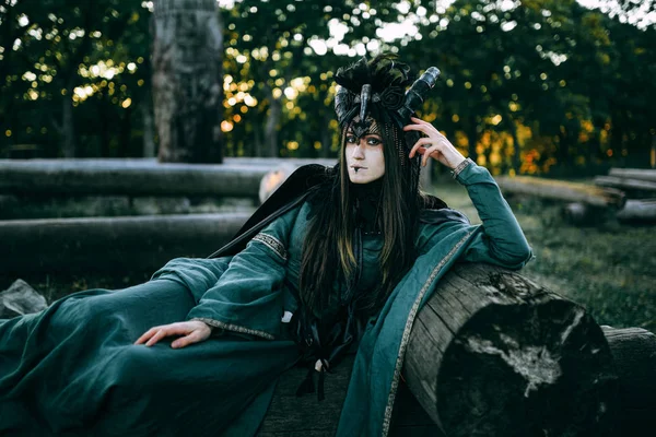 Woman-shaman with horns — Stock Photo, Image