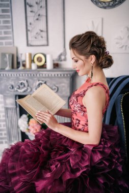 Menekşe gelinlik gelin