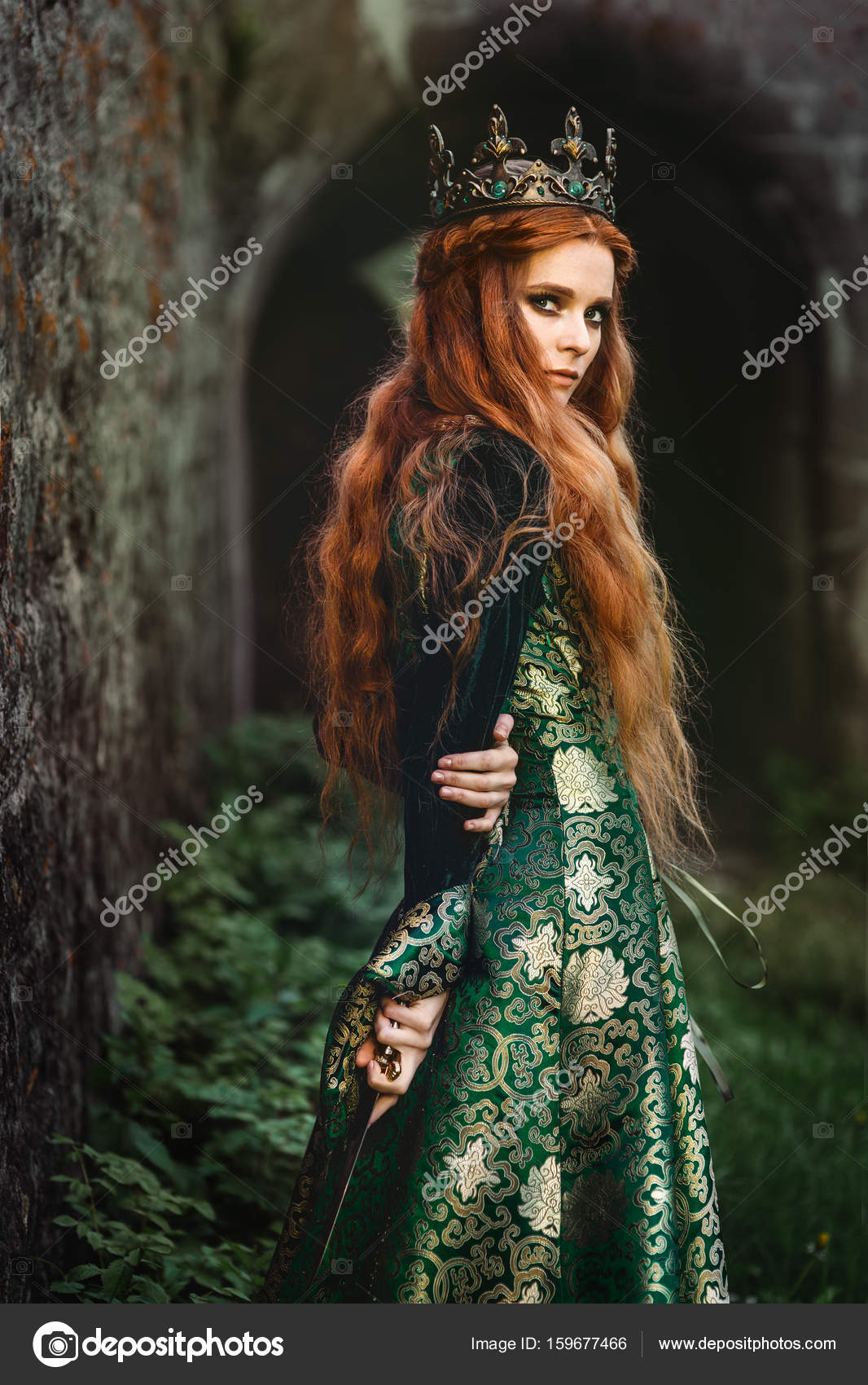 Ginger queen near the castle Stock Photo by ©Fotolit2 159677466