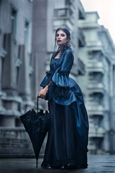 Viktorianska dam blå — Stockfoto