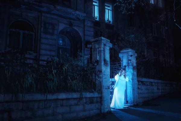 Fantasma nella notte — Foto Stock