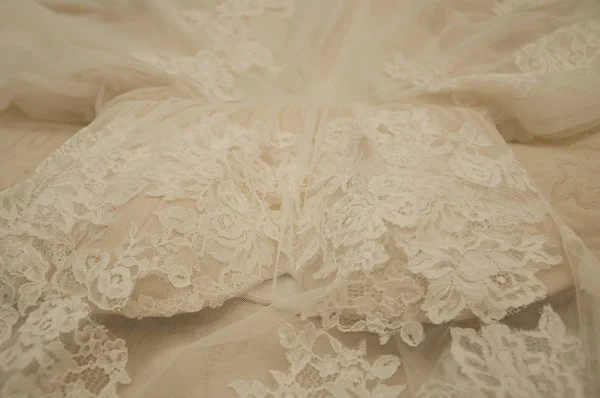 Vestido de novia de cerca — Foto de Stock