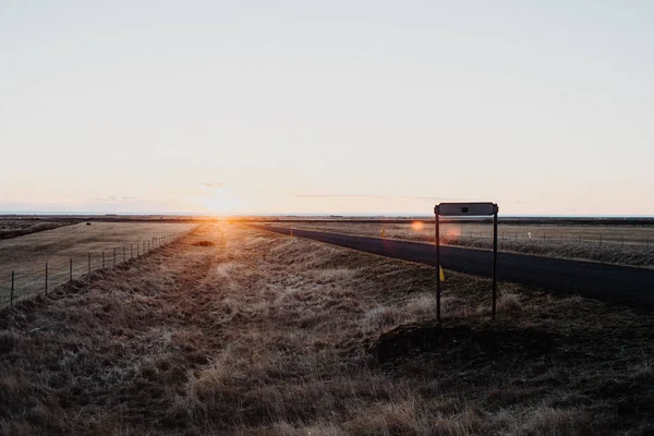 Road Iceland Leading Field Sunset — Stock Photo, Image
