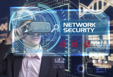 Ekonomi, teknoloji, Internet ve ağ kavramı. Genç busine