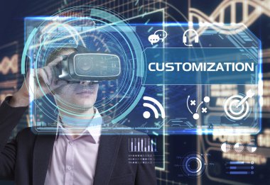 Ekonomi, teknoloji, Internet ve ağ kavramı. Genç busine