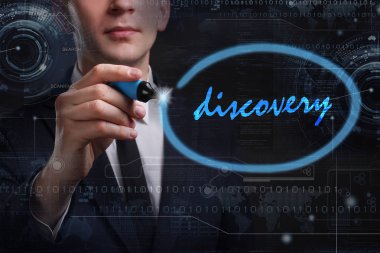 Ekonomi, teknoloji, Internet ve ağ kavramı. Genç busine