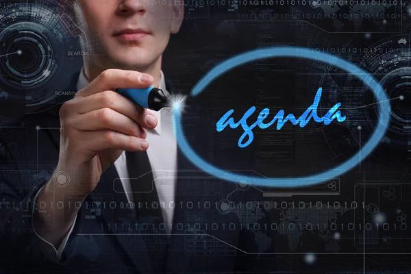 Ekonomi, teknoloji, Internet ve ağ kavramı. Genç busine