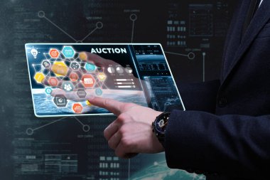 Ekonomi, teknoloji, Internet ve ağ kavramı. Genç busine