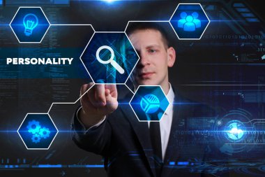 Ekonomi, teknoloji, Internet ve ağ kavramı. Genç busine