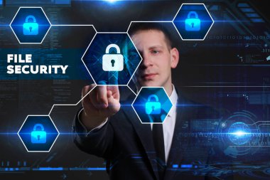 Ekonomi, teknoloji, Internet ve ağ kavramı. Genç busine