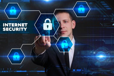 Ekonomi, teknoloji, Internet ve ağ kavramı. Genç busine