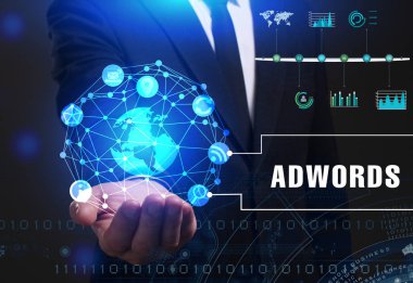 Ekonomi, teknoloji, Internet ve ağ kavramı. Genç busine