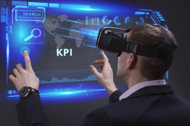 Ekonomi, teknoloji, Internet ve ağ kavramı. Genç busine