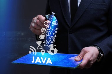 Ekonomi, teknoloji, Internet ve ağ kavramı. Genç busine