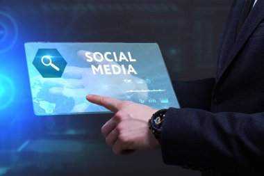 Ekonomi, teknoloji, Internet ve ağ kavramı. Genç busine