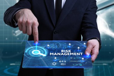 Ekonomi, teknoloji, Internet ve ağ kavramı. Genç busine