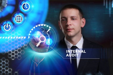 Ekonomi, teknoloji, Internet ve ağ kavramı. Genç busine