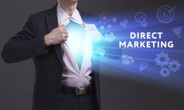 Ekonomi, teknoloji, Internet ve ağ kavramı. Genç busine