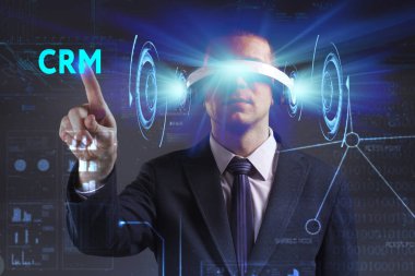 Ekonomi, teknoloji, Internet ve ağ kavramı. Genç busine