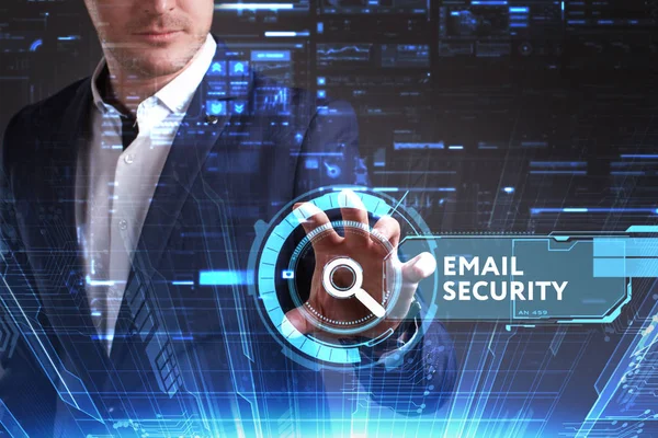 Ekonomi, teknoloji, Internet ve ağ kavramı. Genç busine