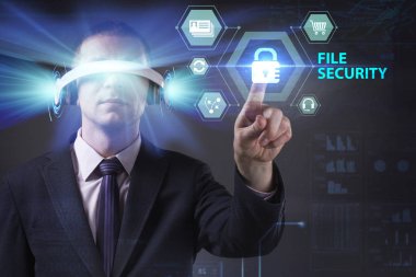 Ekonomi, teknoloji, Internet ve ağ kavramı. Genç busine