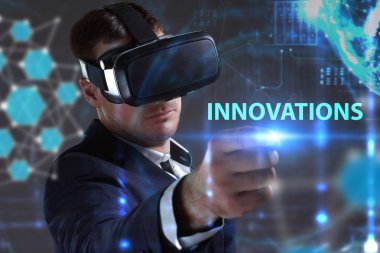 Ekonomi, teknoloji, Internet ve ağ kavramı. Genç busine