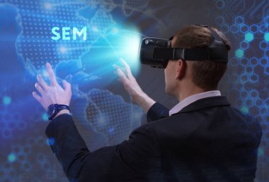 Ekonomi, teknoloji, Internet ve ağ kavramı. Genç busine