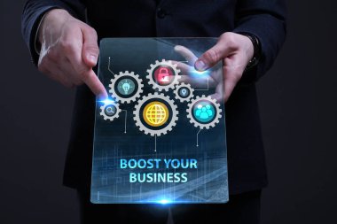 Ekonomi, teknoloji, Internet ve ağ kavramı. Genç busine