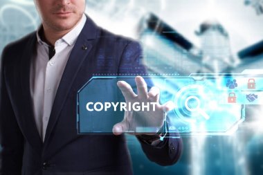 Ekonomi, teknoloji, Internet ve ağ kavramı. Genç busine