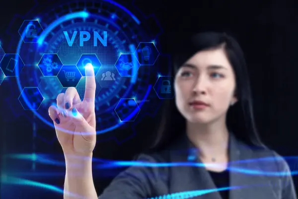 인터넷 네트워크 사업가가 미래의 화면에서 일하다가 다음과 문구를 Vpn — 스톡 사진