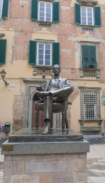 意大利卢卡 2017年9月24日 意大利歌剧作曲家贾科普契尼 1858 1924 的雕像在他的出生地卢卡镇 — 图库照片