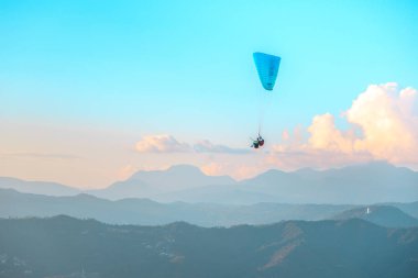 Paragliding over Valle de Bravo