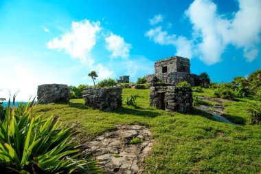Deniz kenarında tulum Maya Harabeleri