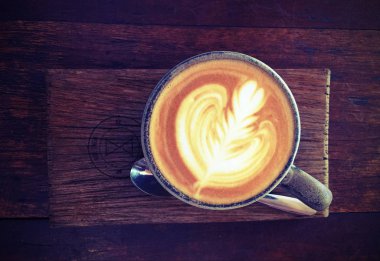 Latte sanat bir fincan