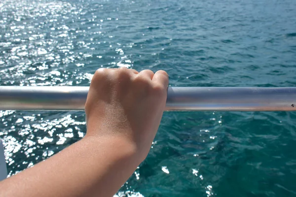 Boy Hand Handhold Yacht Water Background — Stock Photo, Image