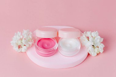 Kozmetik ve Lila çiçek